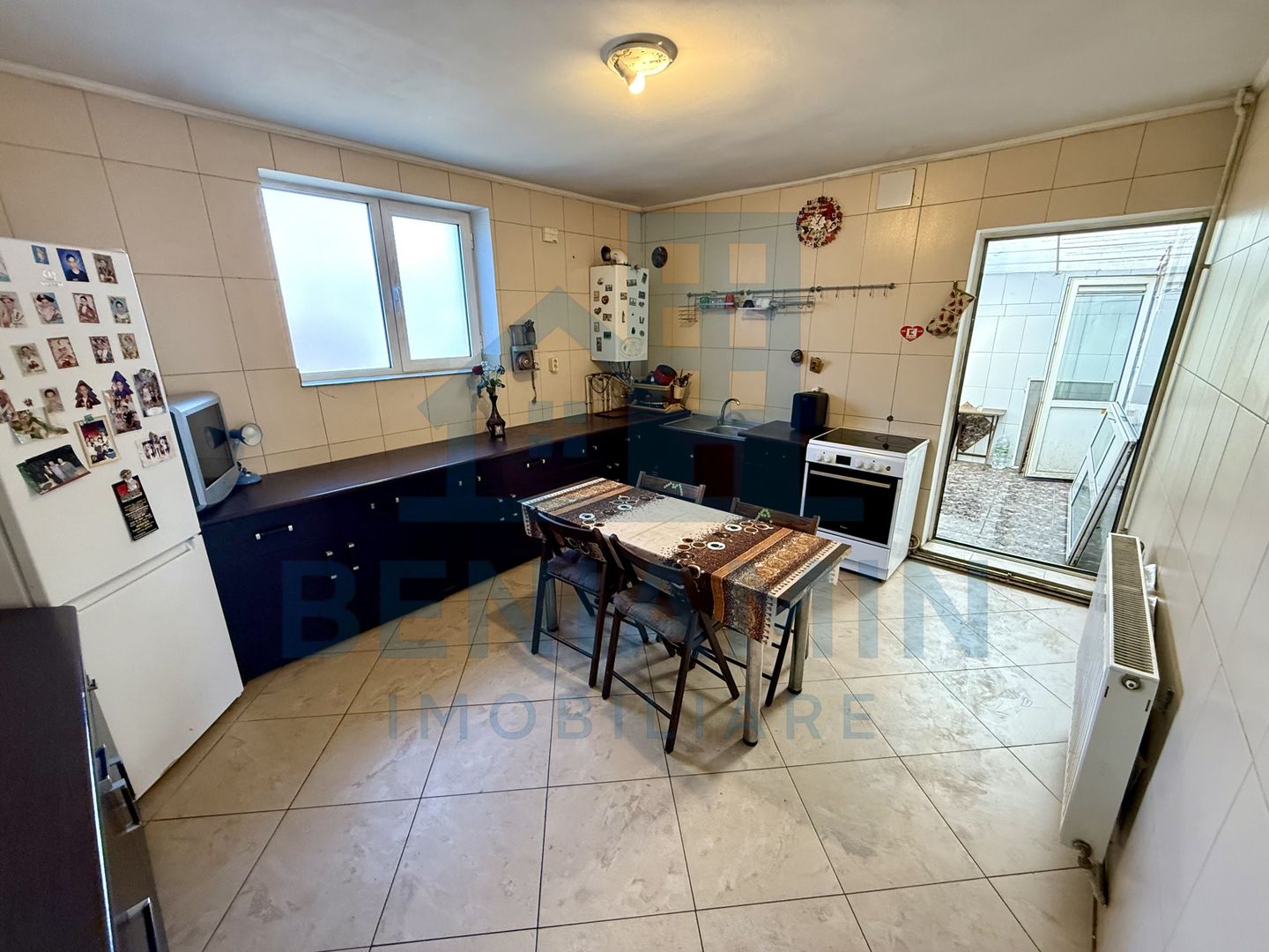 Casa langa Spitalul de Neuro-Acces auto-4 dormitoare-Foisor-Libera - Poză 2