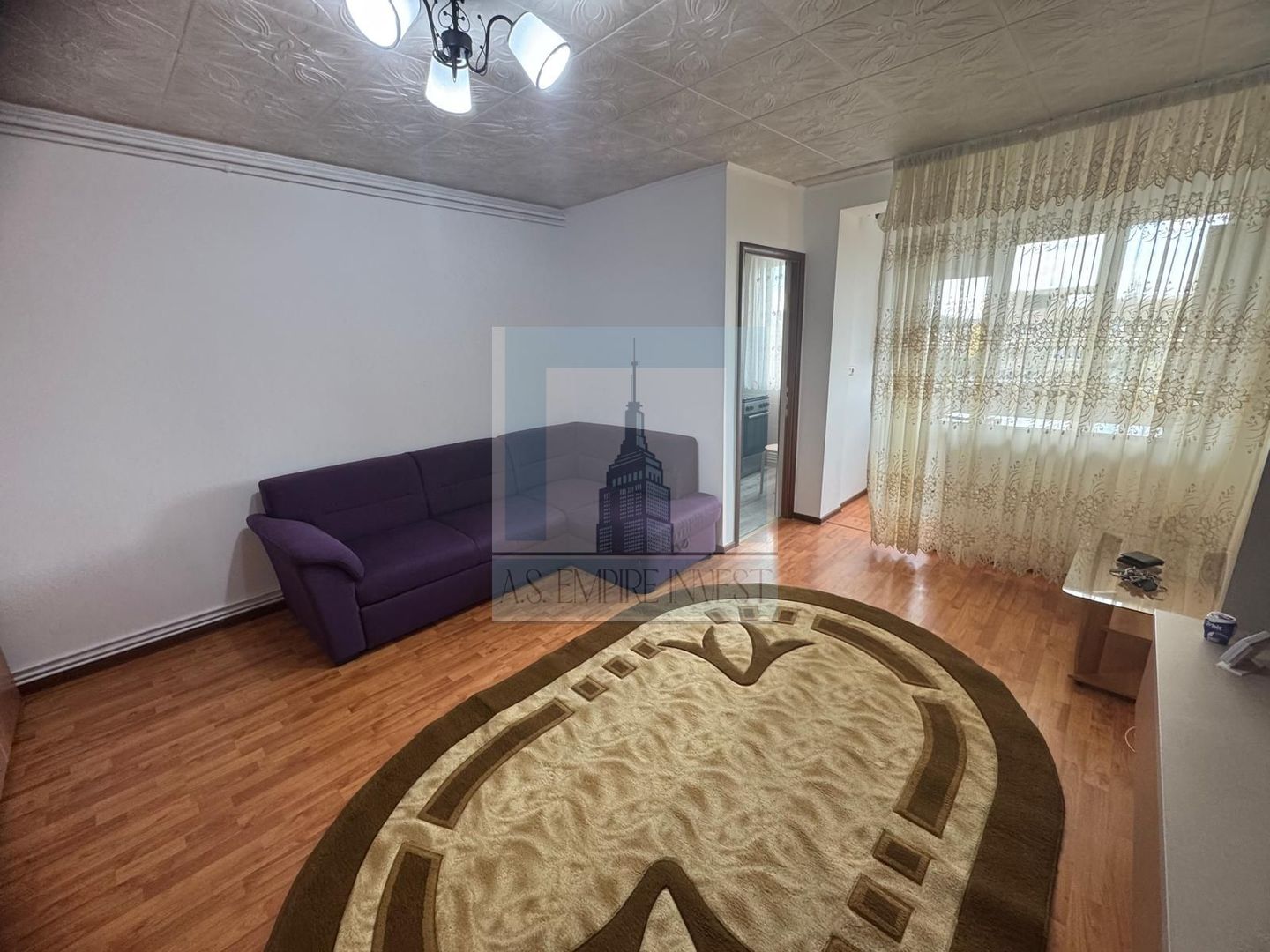 Garsonieră 31 mp-Str. Soarelui-Renovată-Mobilată-Vedere panoramica - Poză 2