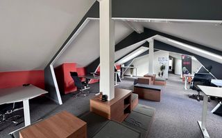 Spatiu office modern cu terase si parcari | 250 mp - Poză 15