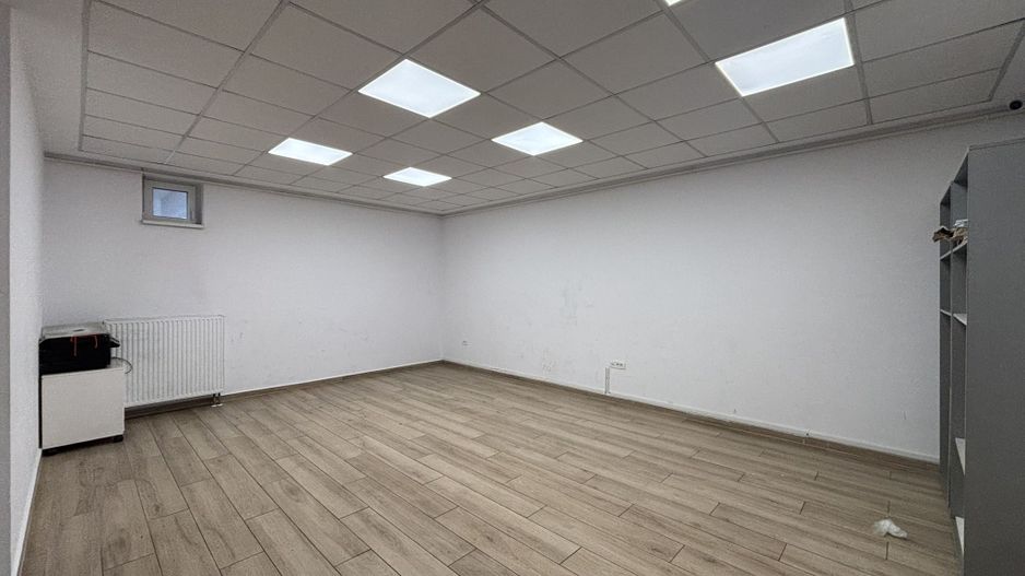 Spatiu comercial la demisol in Coresi Avantgarden - Kasper - Poză 2