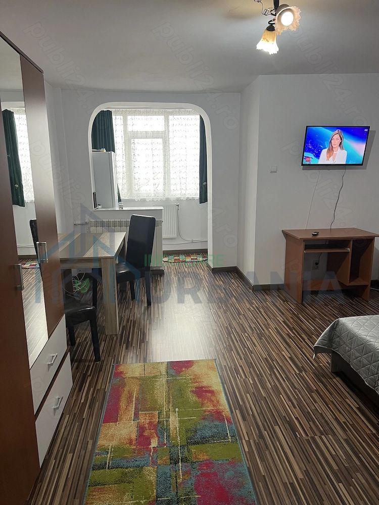 Apartament 1 cameră de închiriat în Iași, Tătărași-Flora, etaj 5/9, 2 lifturi, renovat, mobilat, utilat - Poză 1