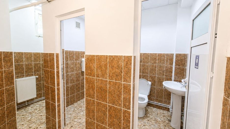 Inchiriere spatiu comercial-sala diverse Centru Pitesti - Poză 10