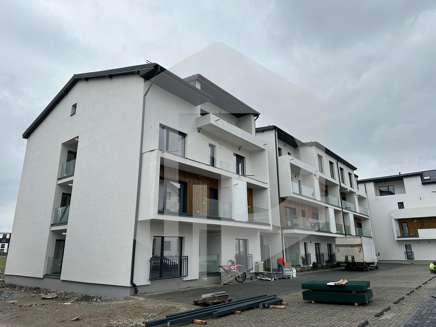 Apartament 3 camere - Decomandat - La cheie - Etaj 1 - Dedeman - Poză 4