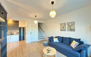 PRIMA INCHIRIERE. Casa moderna si cocheta. Curte amenajata. Loc de parcare. - Poză 2