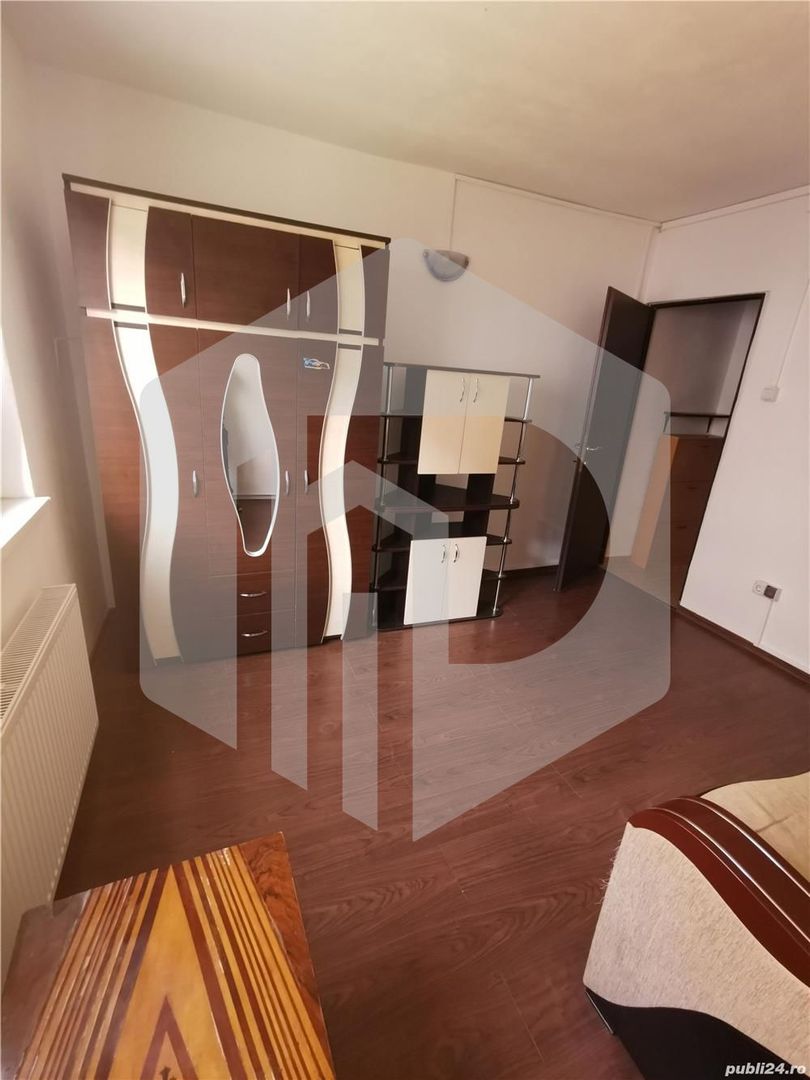 Garsoniera - Etaj 1 - Mobilata si Utilata - Broscarie - Poză 1