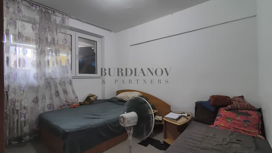 Apartament 3 camere strada Ion Berindei 11 decomandat - Poză 2