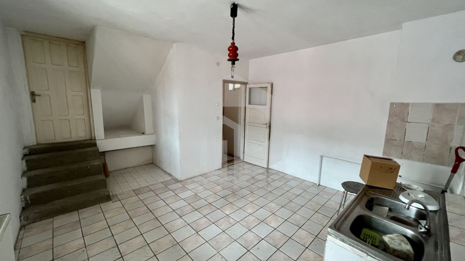 Casa individuala+ curte. Zona Lazaret/Balanta/ 3 Apartamente - Poză 13