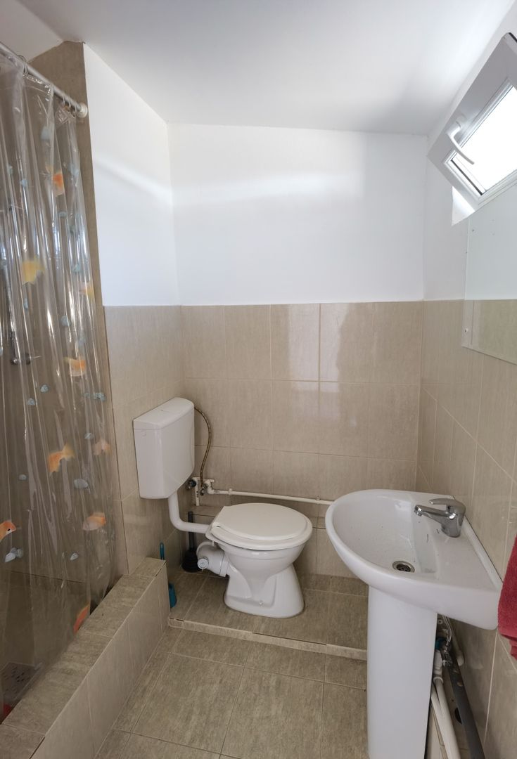 Proprietate industriala  la 35 km de TM - Poză 38