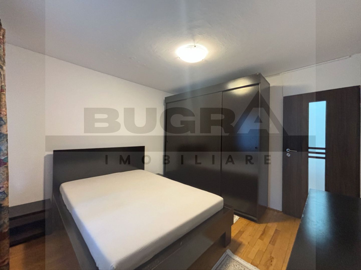 Apartament 2 camere decomandate 57mp, parcare, zona Golden Tulip - Poză 4