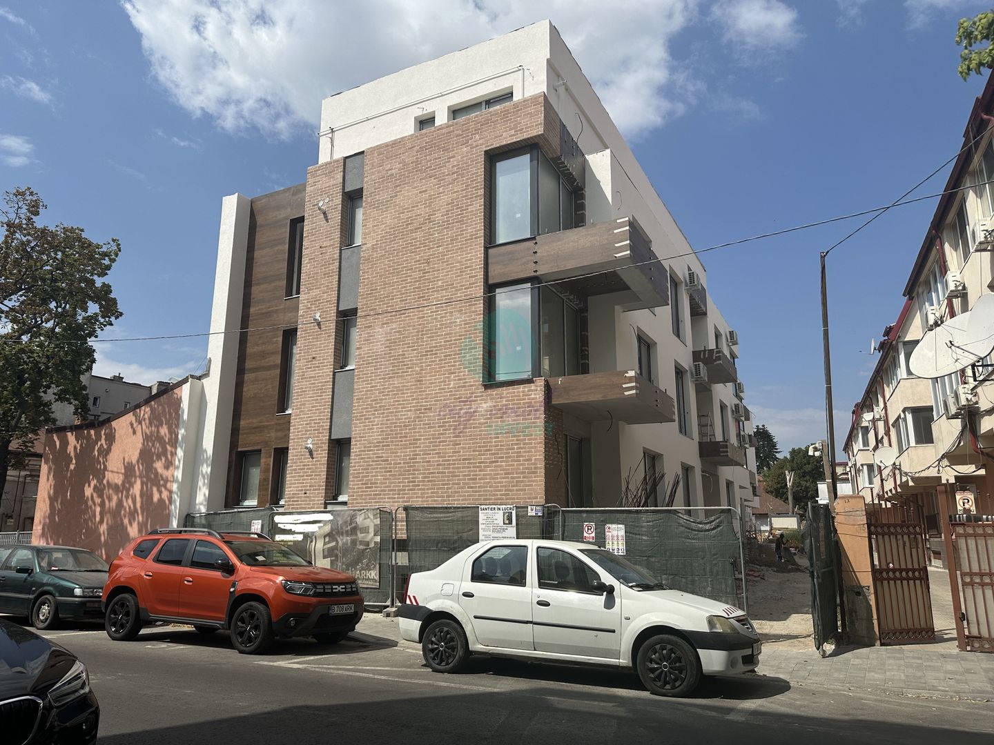 3 camere luminoase BLOC BOUTIQUE - Poză 12