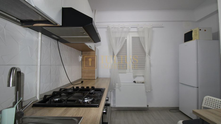 3 camere decomandate, balcon generos de 17 mp, bloc modernizat-Gh Lazăr - Poză 15