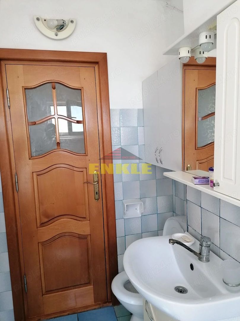 Apartament 2 camere decomandat –  Liceul Mihai Eminescu - Poză 2