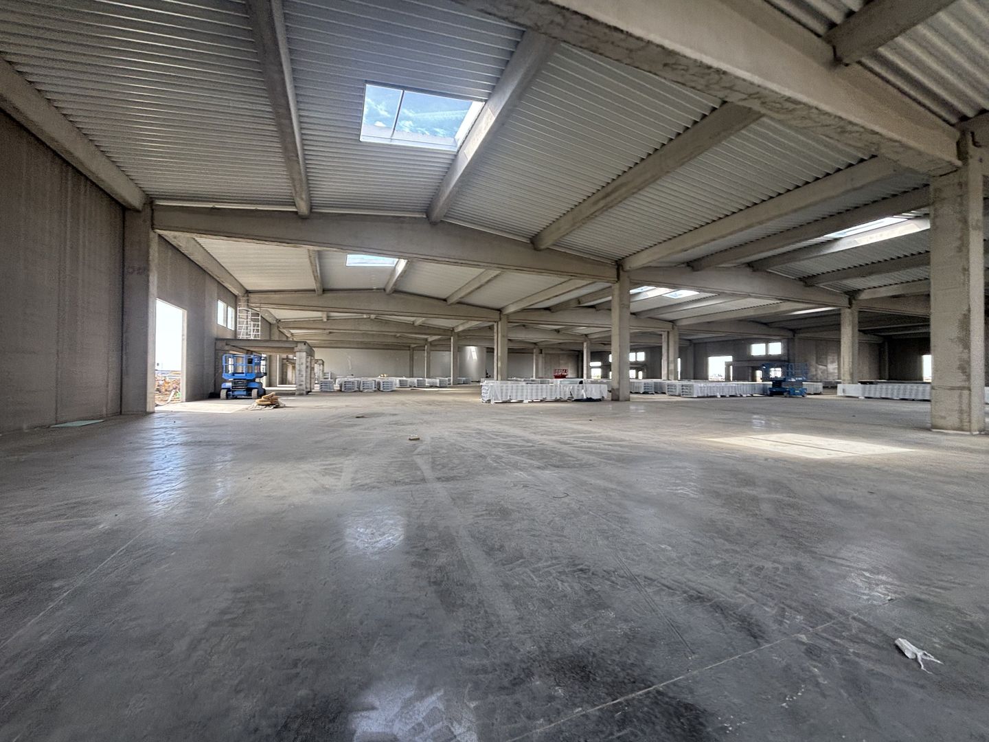 Spatiu de productie si depozitare 885 mp - Poză 14