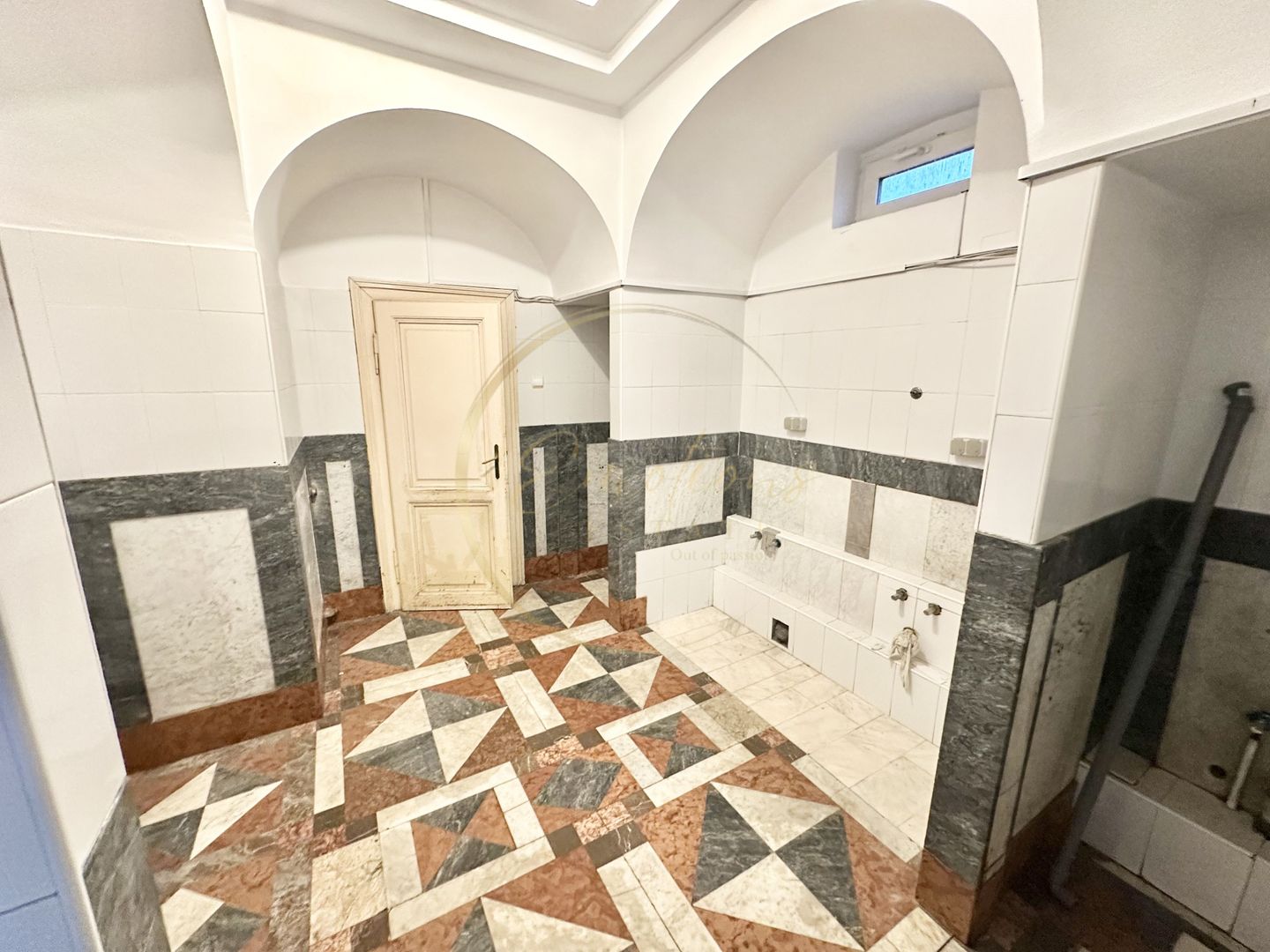 OCAZIE | Spațiu Comercial  - Piața Libertăți - Poză 7