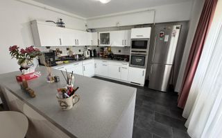 Apartament-Bloc Coreeni-4 Decomandate-158mp-Parcare-Ultracentral - Poză 4