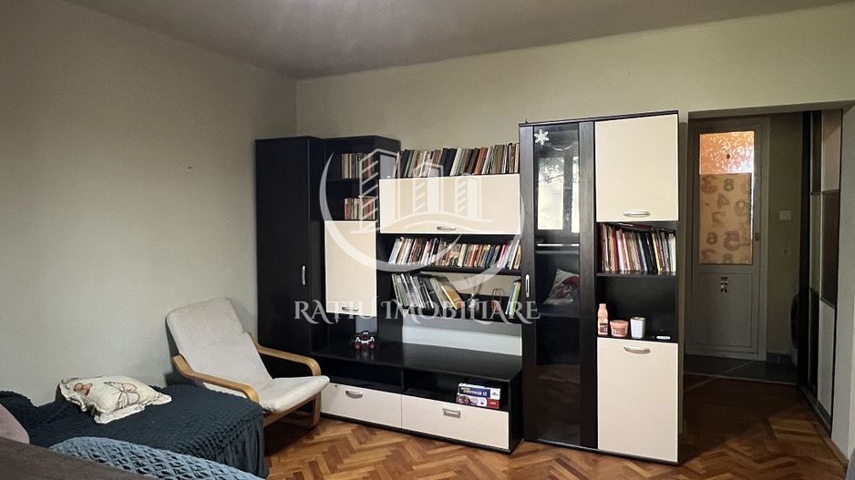 Apartament cu 3 camere | Etaj 2 | Centru Civic | Oradea - Poză 1