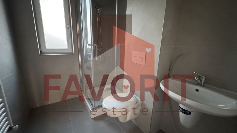 Etaj 1. Decomandat. Cu 2 bai - Poză 10