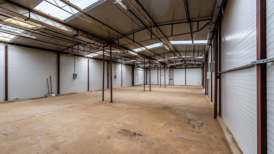 Hale depozitare / producție 1.250 mp în Pecica - Poză 7