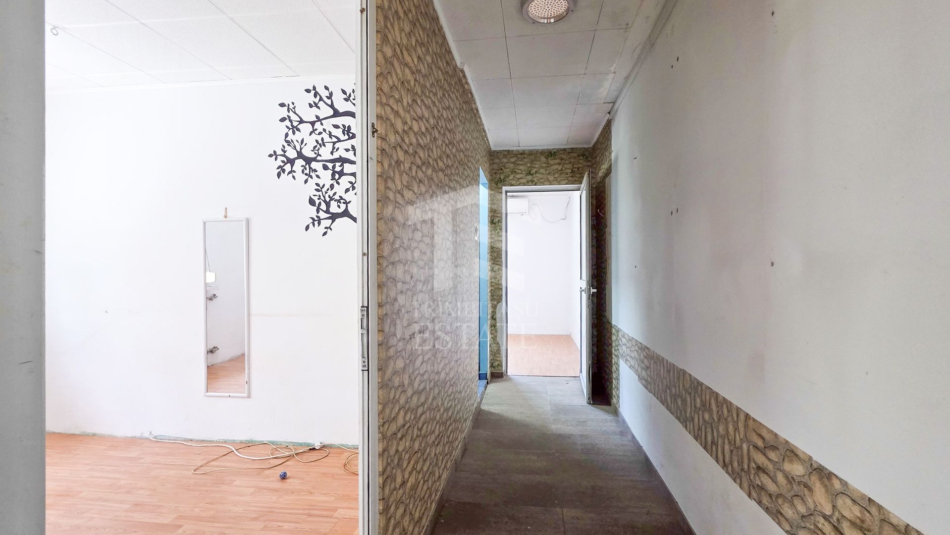 Apartament de 4 camere Militari / Apusului | Etaj 3/4 | Bloc reabilita - Poză 13