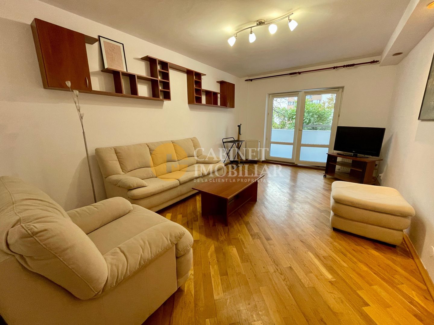 Tatarasi - 2 camere - DECOMANDAT - bloc din 1987 - ETAJ INTERMEDIAR - Poză 1