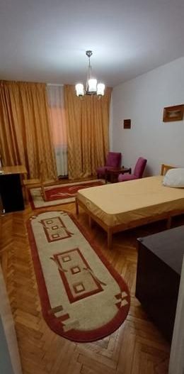 Apartament lux, zona Piata Victoriei, 4 camere , 2 bai, centrala termica  terasa - Poză 11