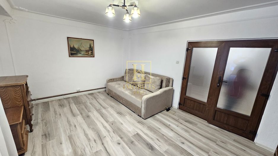 Inchiriez apartament 2 camere - Poză 2