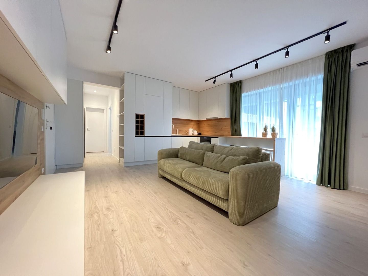 Apartament la cheie + loc parcare cu priză EV – Barbu Vacarescu/ Tei/ Floreasca - Poză 3