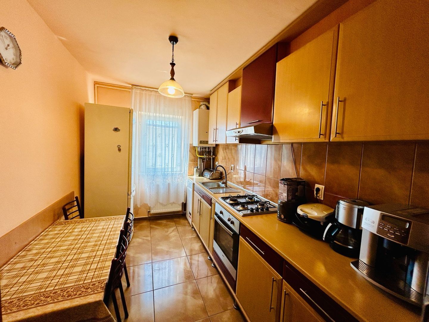 Apartament de închiriat în Sibiu – 3 camere,balcon, zona Nicolae Iorga - Poză 8