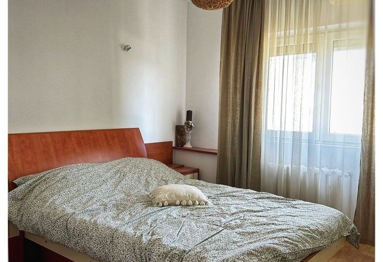 Închiriez apartament 3 camere, Mall Vitan, centrală proprie + parcare - Poză 3