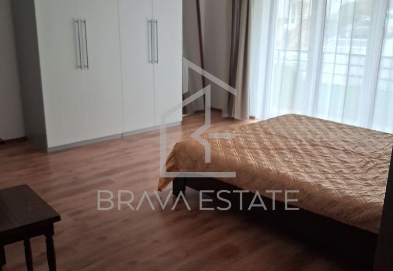 Apartament 1 camera mobilat cu parcare - Poză 3