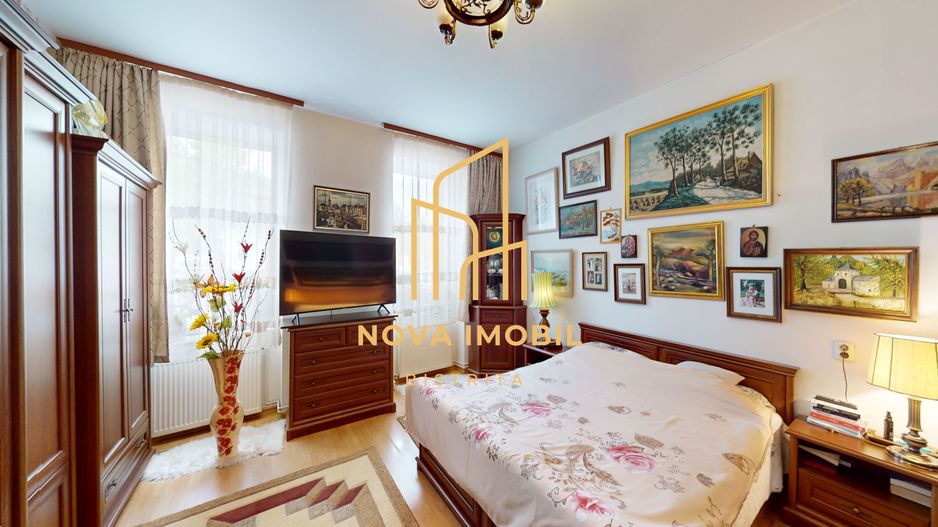 Apartament la casa de vanzare Bistrita, zona centrala - Poză 1