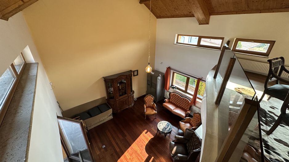 Proprietate cu piscina Dumbravita - Poză 15