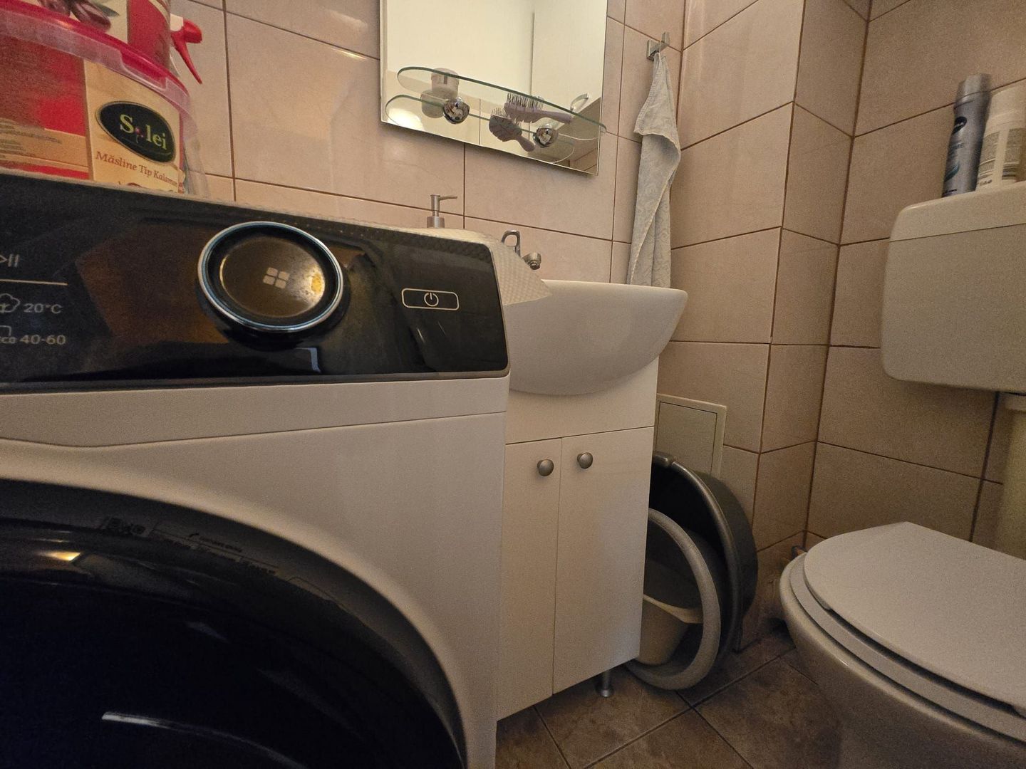 Apartament cu 3 camere  de vanzare - B dul 1 Mai - Poză 9