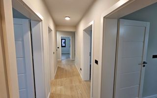 Casa 4 camere, 355 mp teren, gata de mutat, cartier Orizont - Poză 14