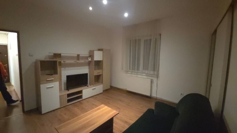 Apartament 2 camere zona Tractorul langa Piața - Poză 3
