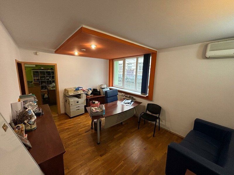 Spatiu comercial langa Medicina si Prefectura - Poză 13