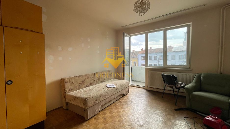 2 camere deco et 2 balcon Centru Mihai Viteazu / Leul /Piata Muzeului - Poză 1