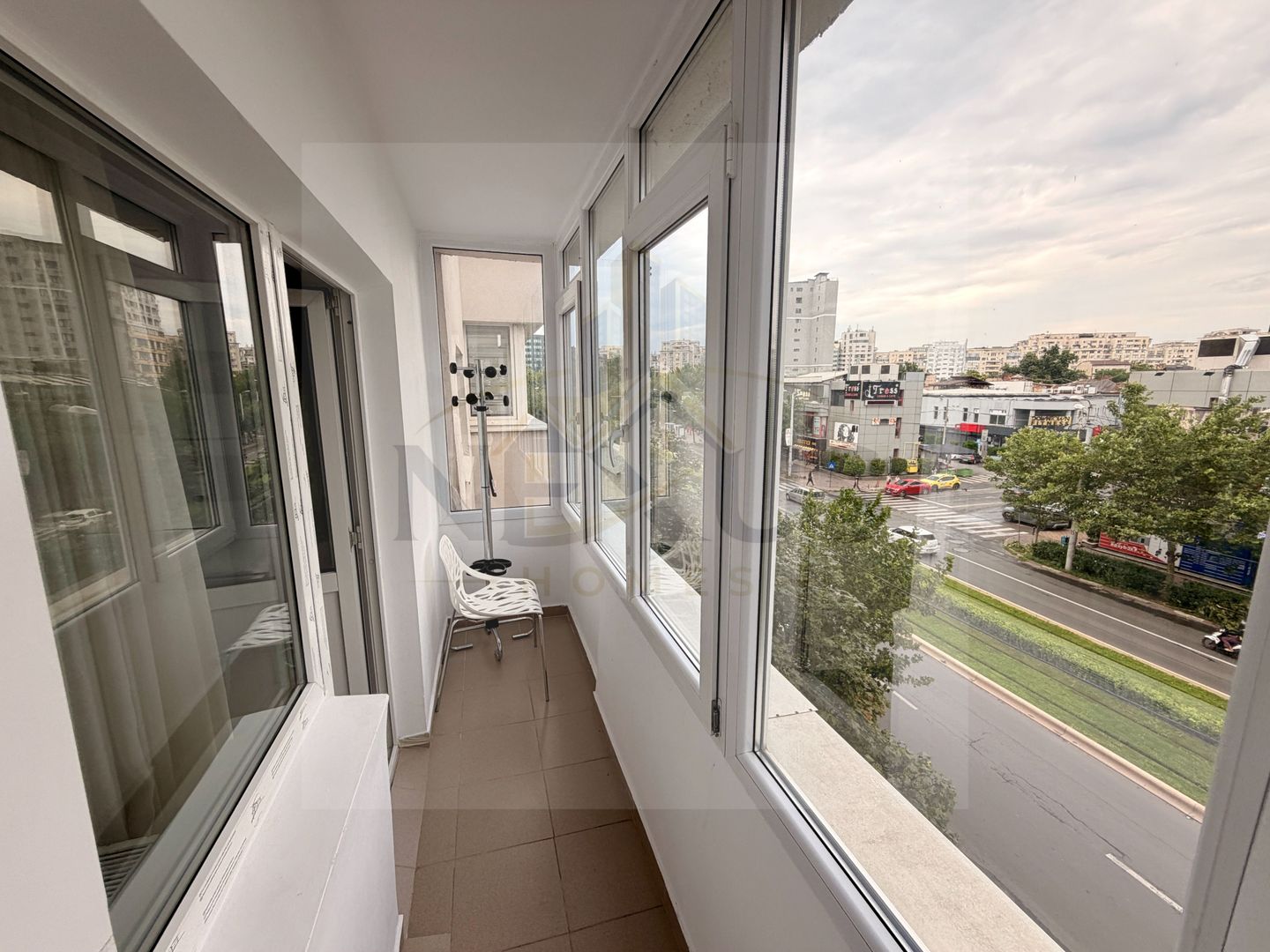 Apartament de închiriat 3 camere Mall Vitan | Mobilat si utilat modern - Poză 10