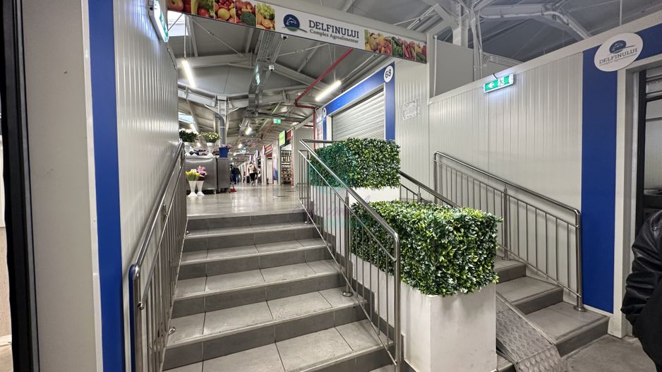 Spatii comerciale de inchiriat in PIATA DELFINULUI - Poză 9