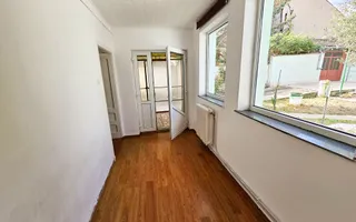 Casa 5 camere, 369 mp teren, zona Centru, pretabila pentru birouri - Poză 17