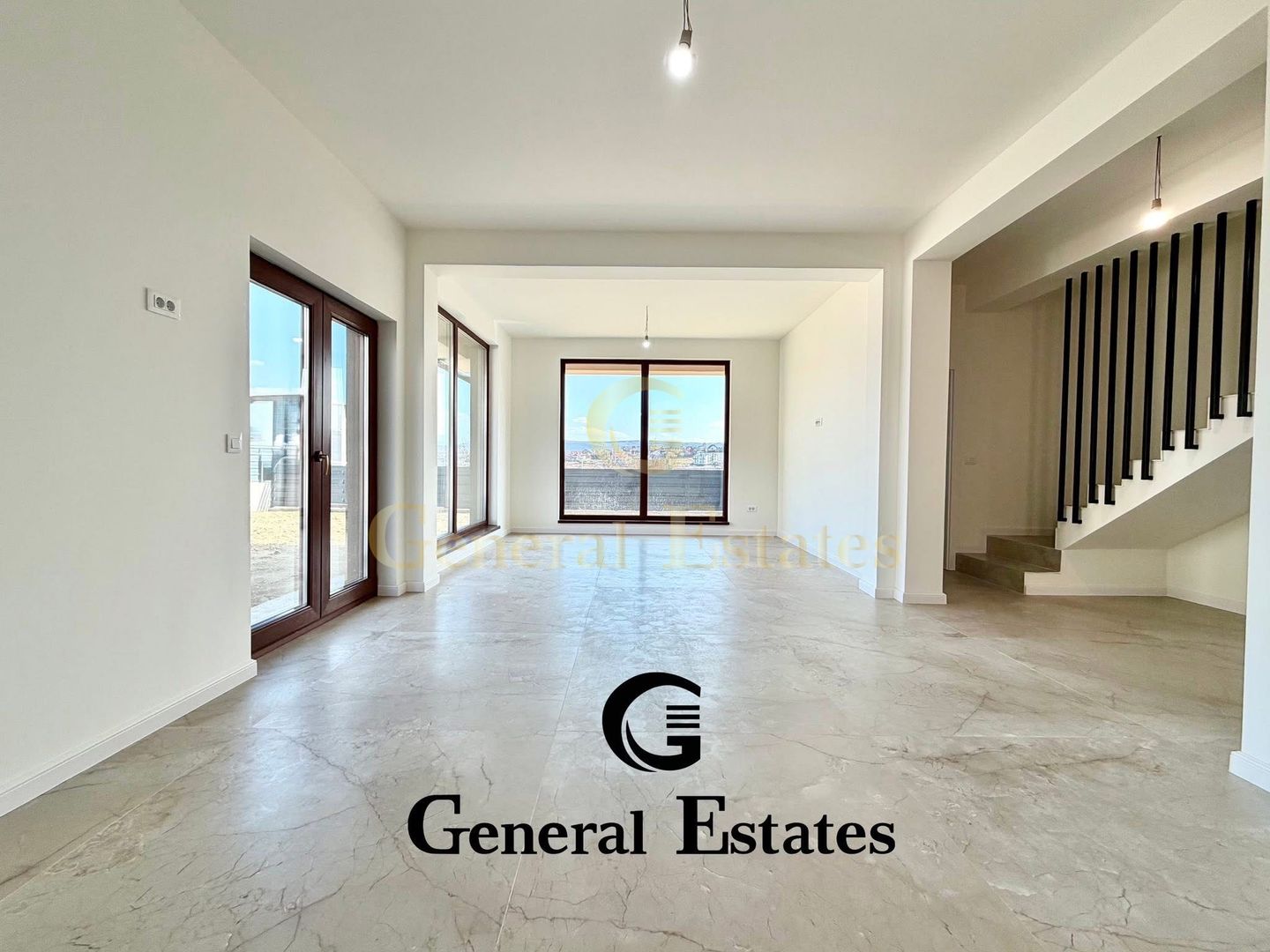 Vilă tip duplex de vânzare | Zona Cetățuia | 390 mp teren | 4 camere - Poză 6