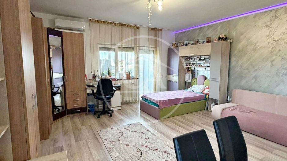 Apartament cu 1 cameră de vânzare în zona Sânmartin, Oradea. - Poză 1
