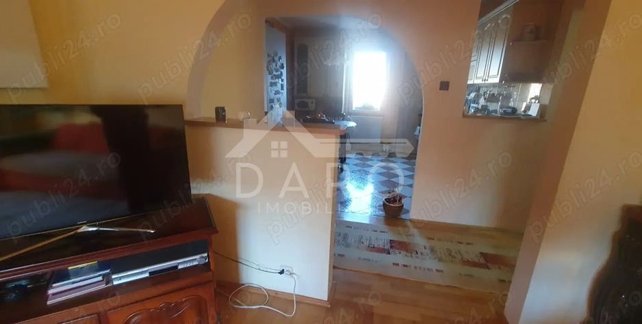 Vând apartament modern, intretinut - Poză 3