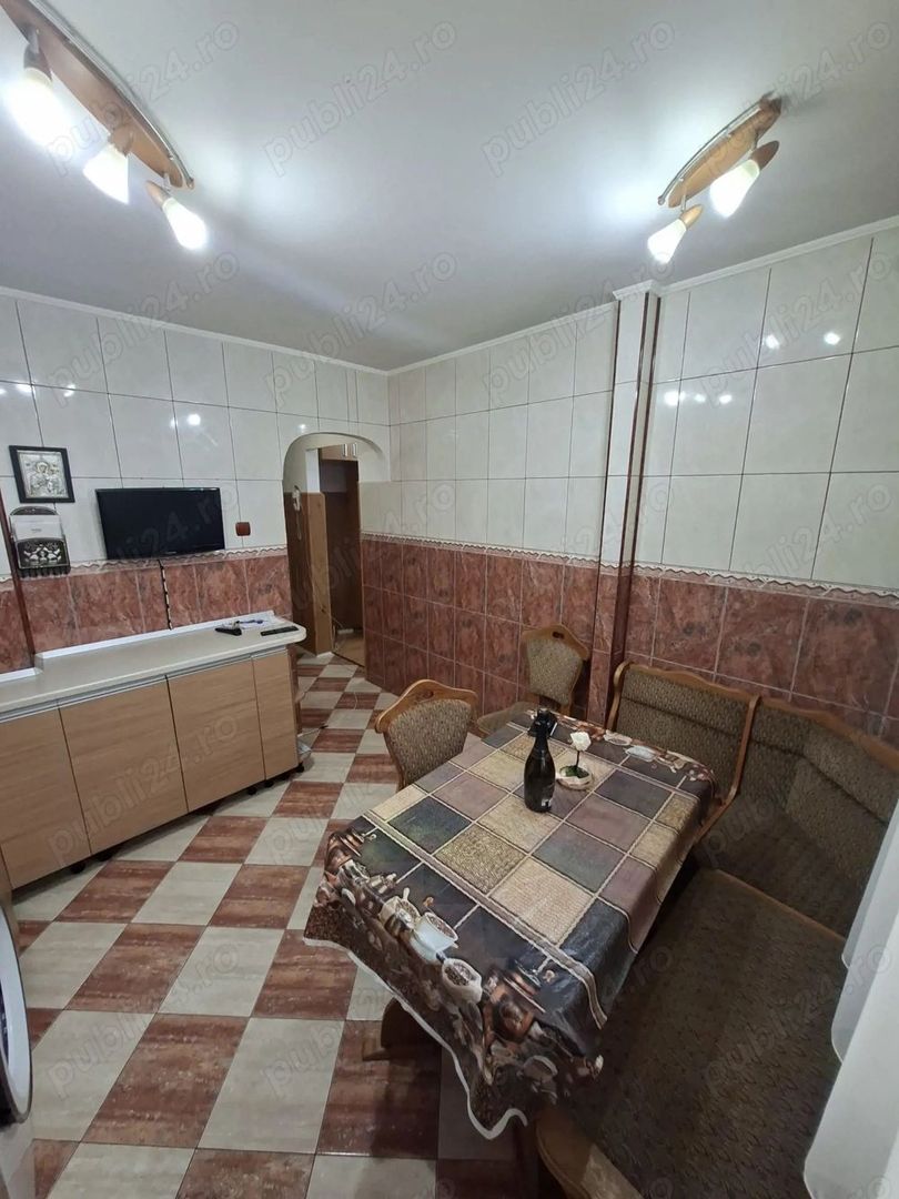 APARTAMENT SPATIOS  ZONA BERCENI - Poză 2