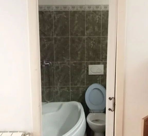 ageuropa.ro vinde ap 2 cam CARAMIDA FINISAT etaj 4 Micro 14 Dariu Pop. - Poză 4