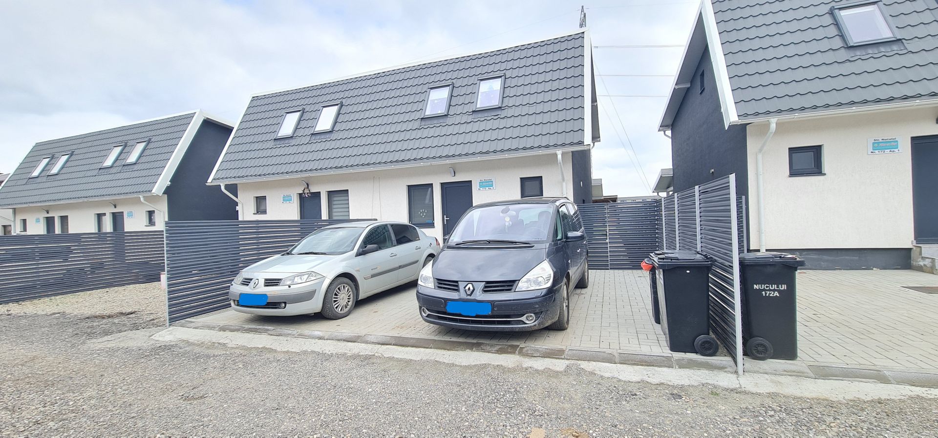 Casa mobilata si utilata in Cartier Izvor Tarlungeni Brasov - Poză 12