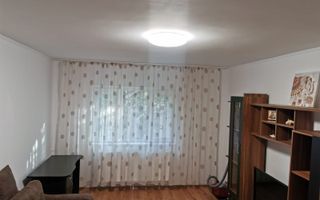 Nicolina Prima Statie Apartament 2 Camere Decomandat Bloc 1984 - Poză 2