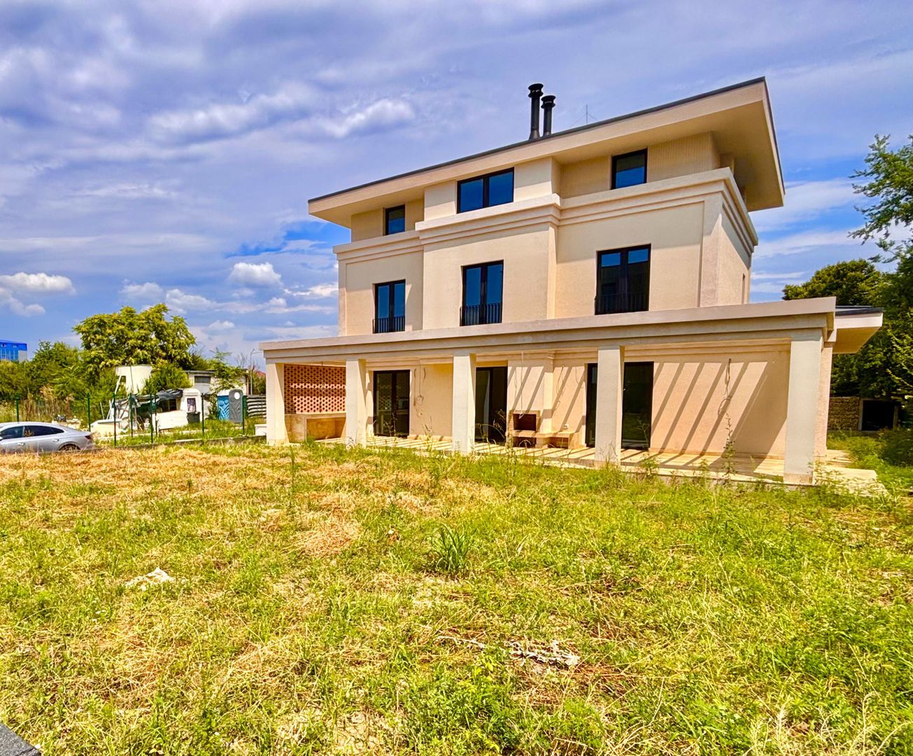 Vila de lux eleganta in zona Straulesti - Poză 6