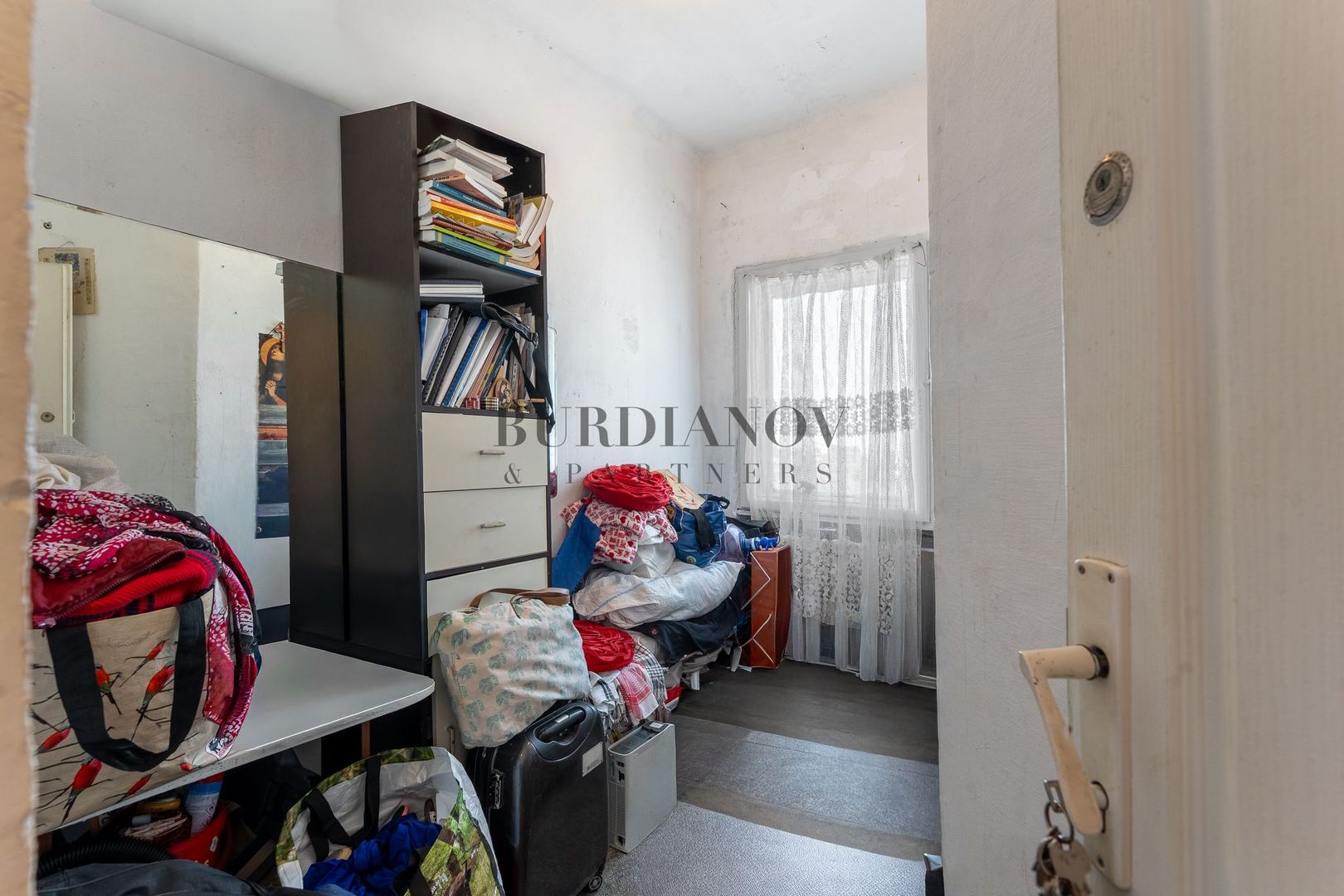 Apartament cu 4 camere - Calea Călărașilor - Metrou Piața Muncii - Poză 12