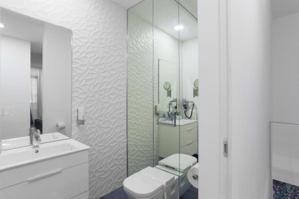 Un duplex modern cu terase generoase, între verdeața Parcului Verdi și oraș - Poză 10